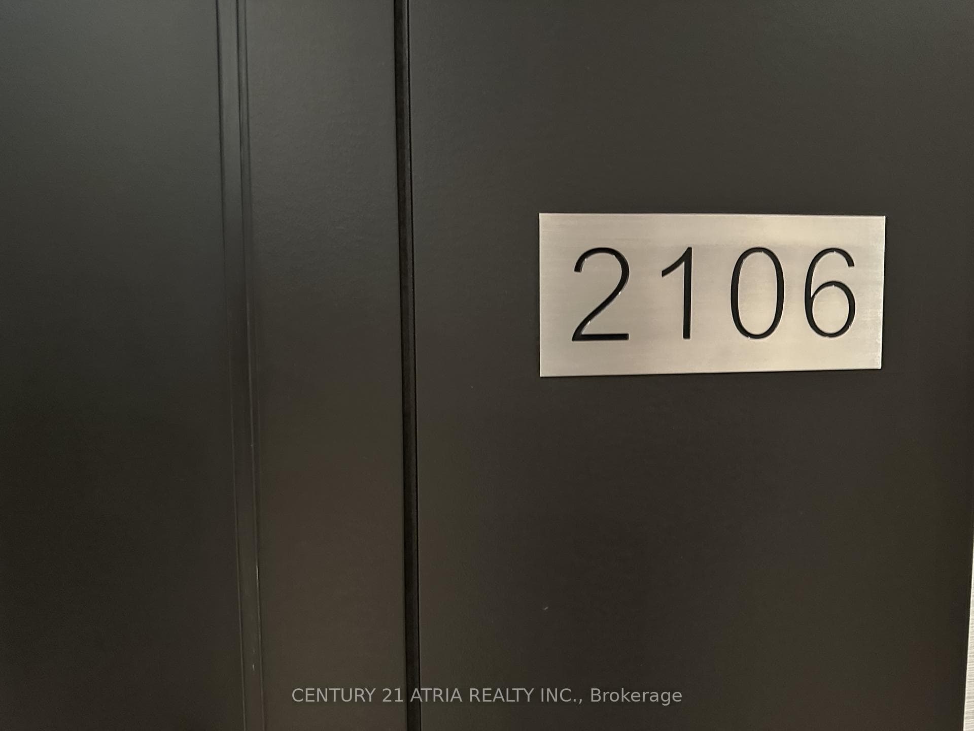 82 Dalhousie Street Unit 2106 photo 2