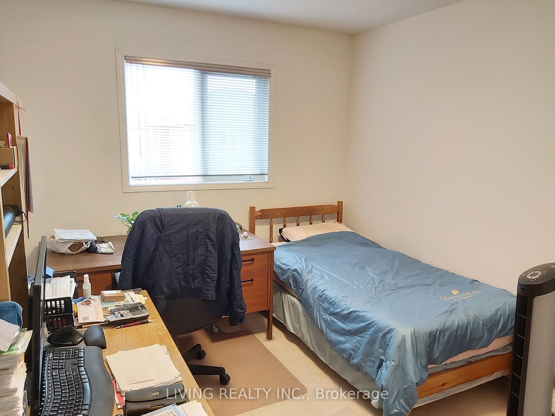 3931 Periwinkle Crescent photo 10