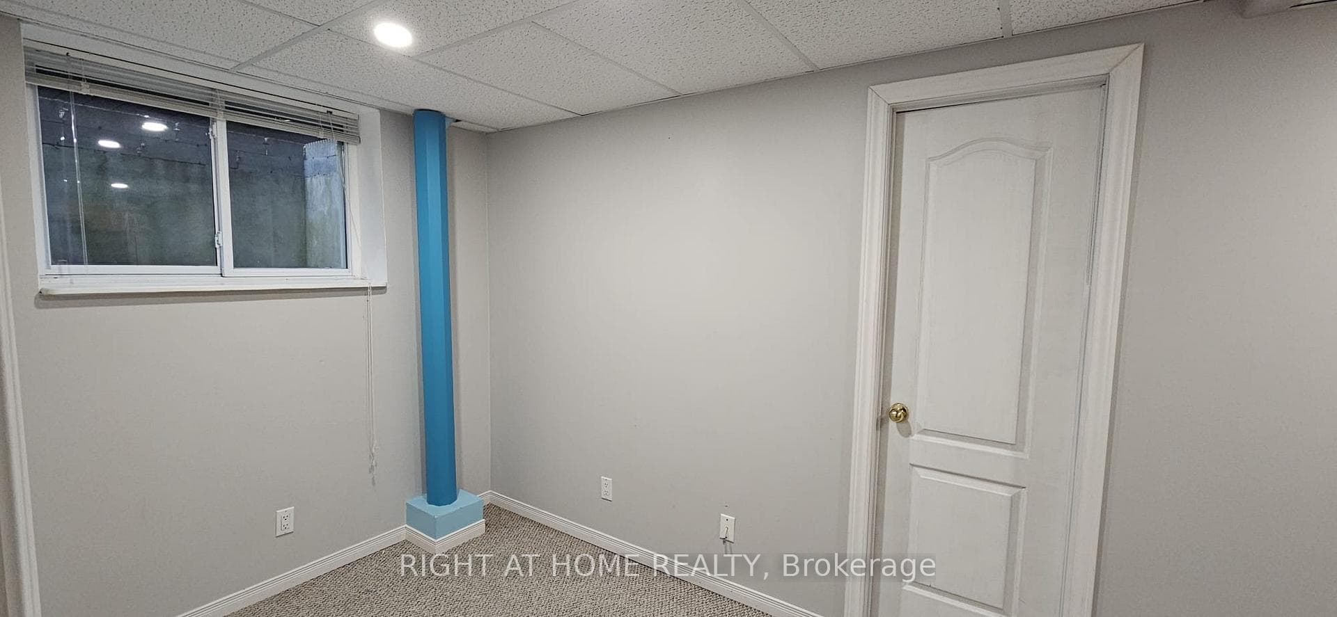 42 Rosenfeld Drive photo 11