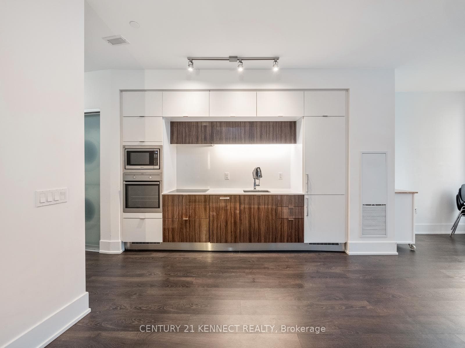 10 York Street Unit 3312 photo 10