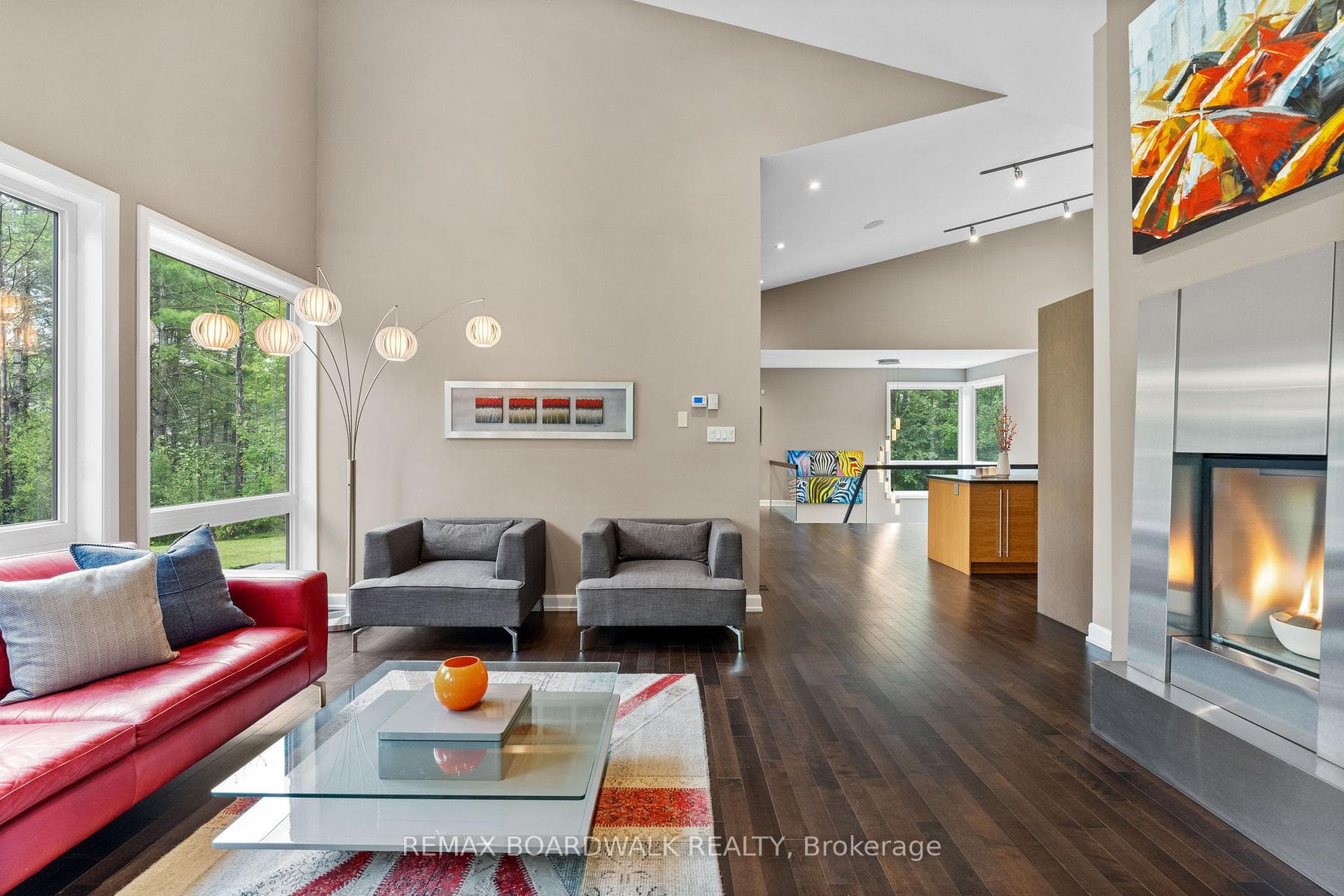 108 EDITH MARGARET Place photo 14