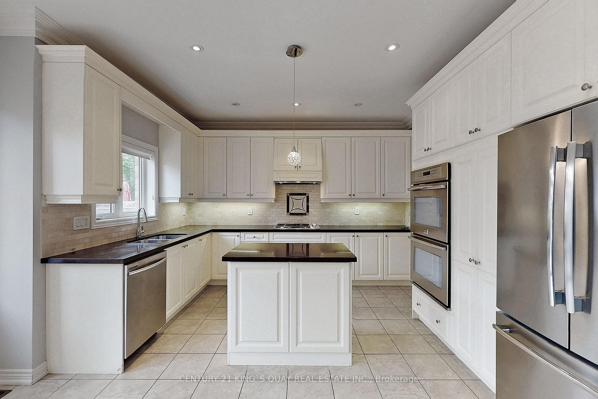 543 Bridgeview Road photo 11