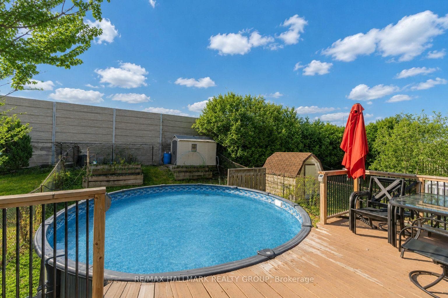 1091 Burgundy Lane photo 31