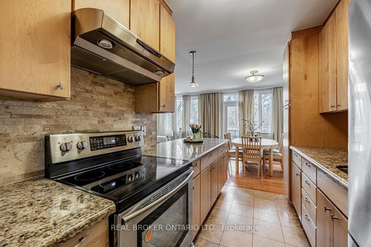 40 Glen Road Unit 310 photo 7