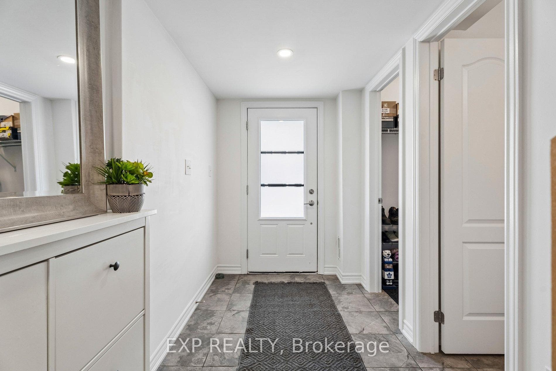38 Andean Lane photo 3