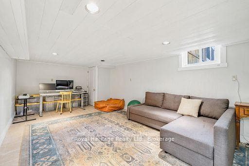 714 SILLS Road photo 32