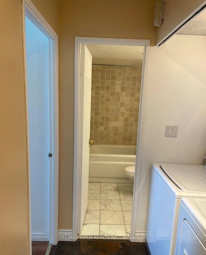 1250 Bridletowne Circle Unit 1506 photo 24