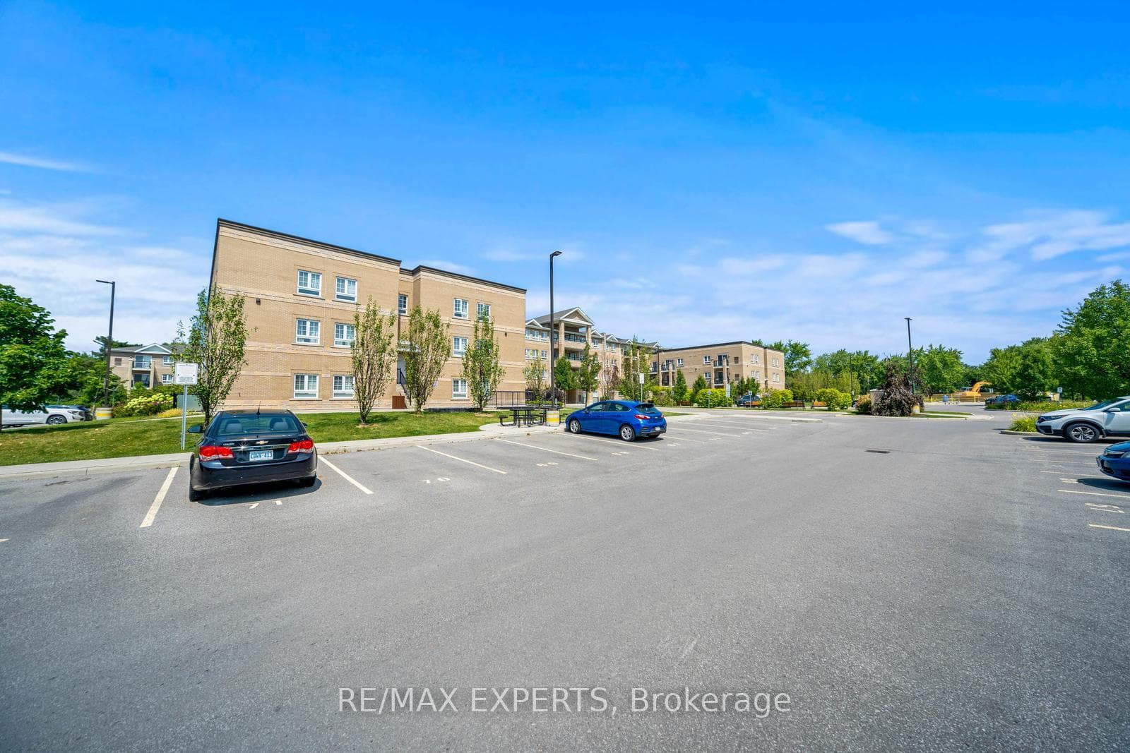 481 Rupert Avenue Unit 2117 photo 36