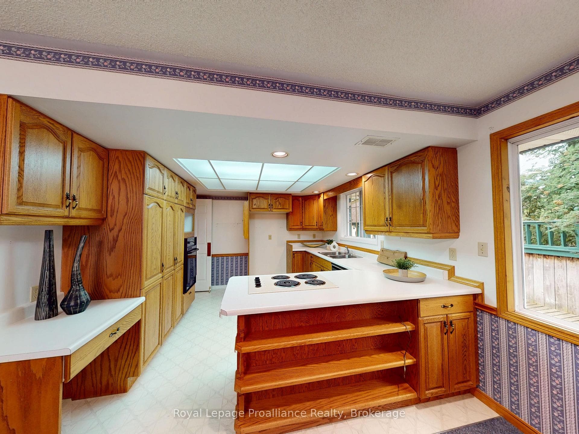 88 Westwind Crescent photo 26
