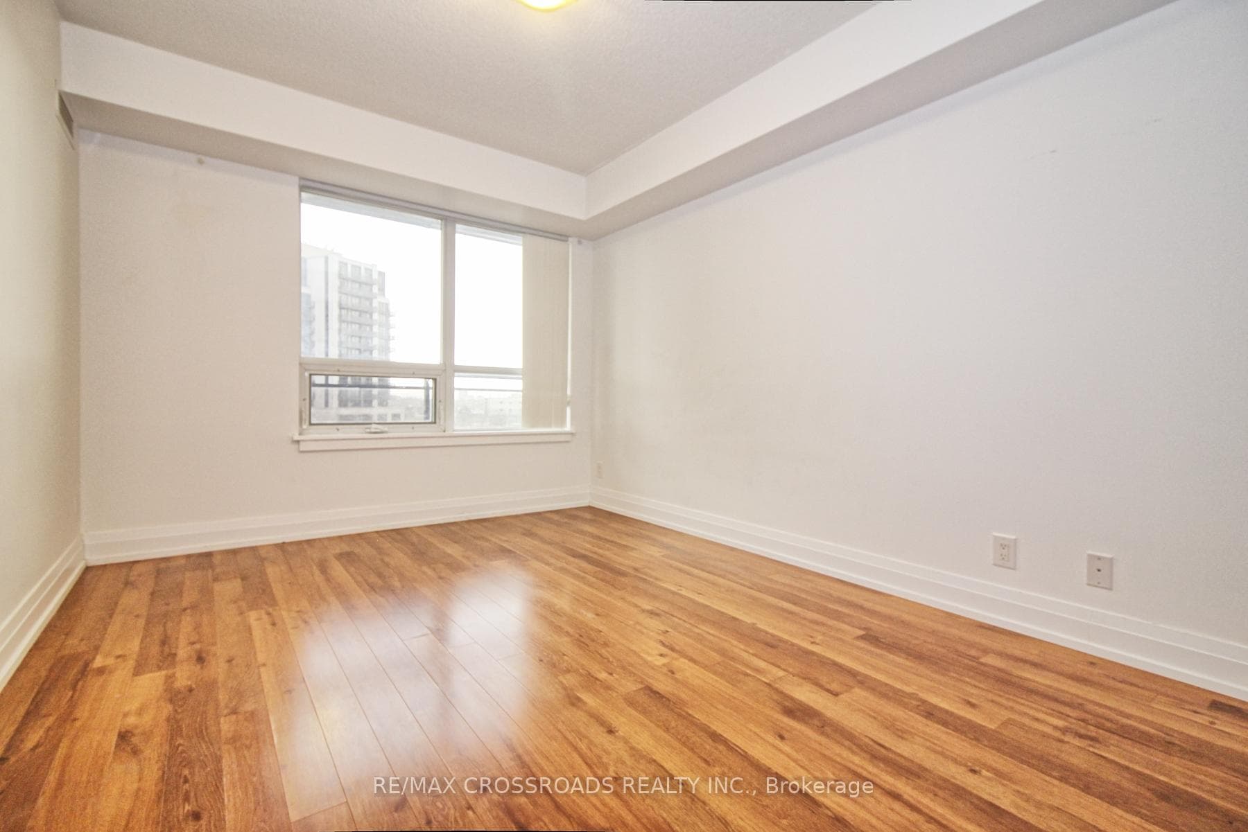 1 De Boers Drive Unit 615 photo 5