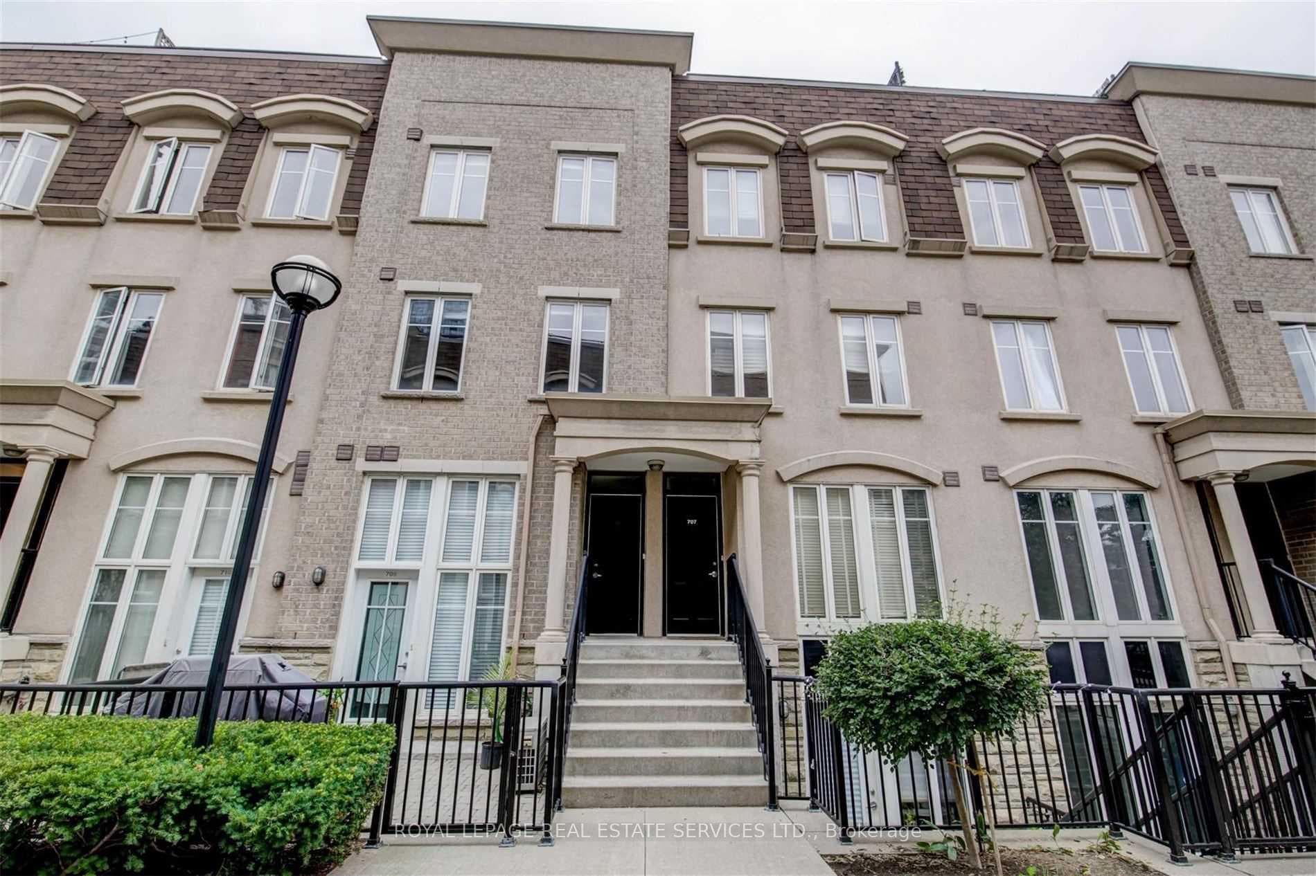 42 Western Battery Road Unit 708 photo 1