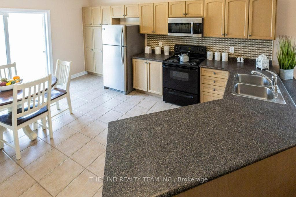 61 Mcintyre Drive photo 24