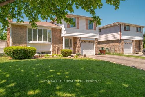 60 Gondola Crescent photo 3