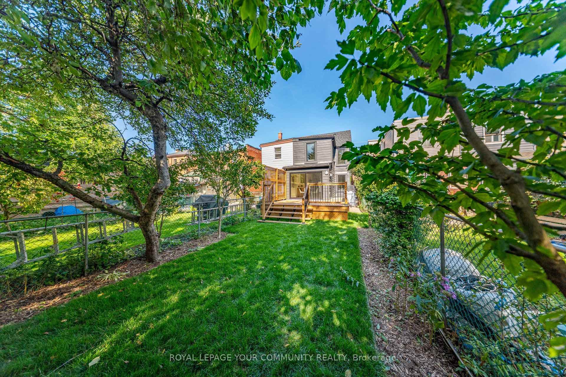 250 Sterling Road photo 49