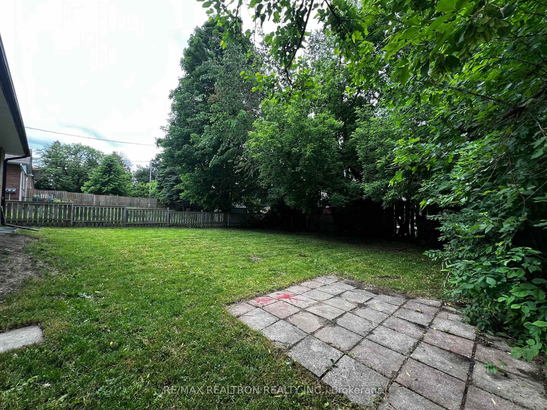 244 St Vincent Street Unit UPPER photo 18