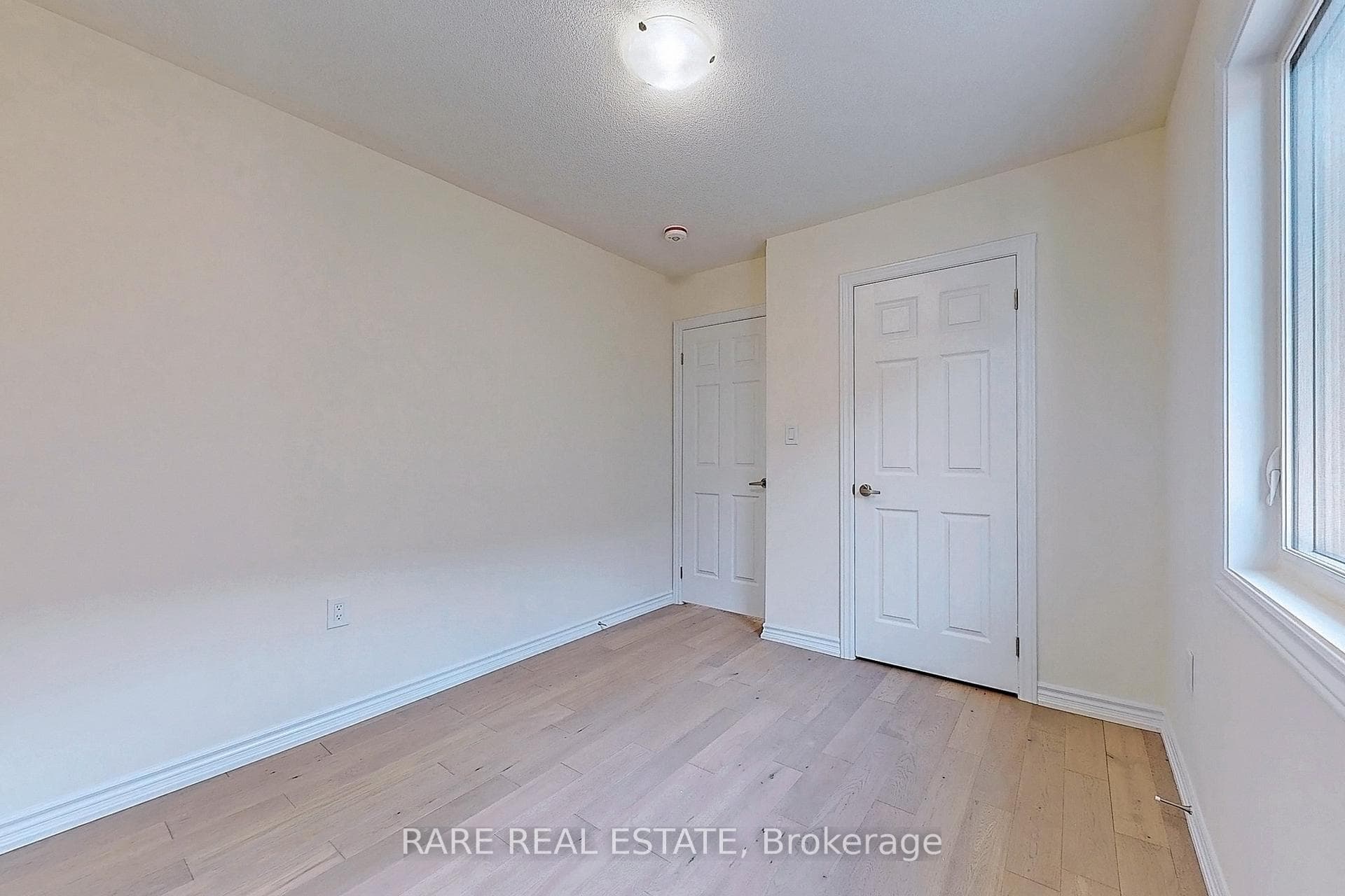 509 Rita's Avenue photo 13