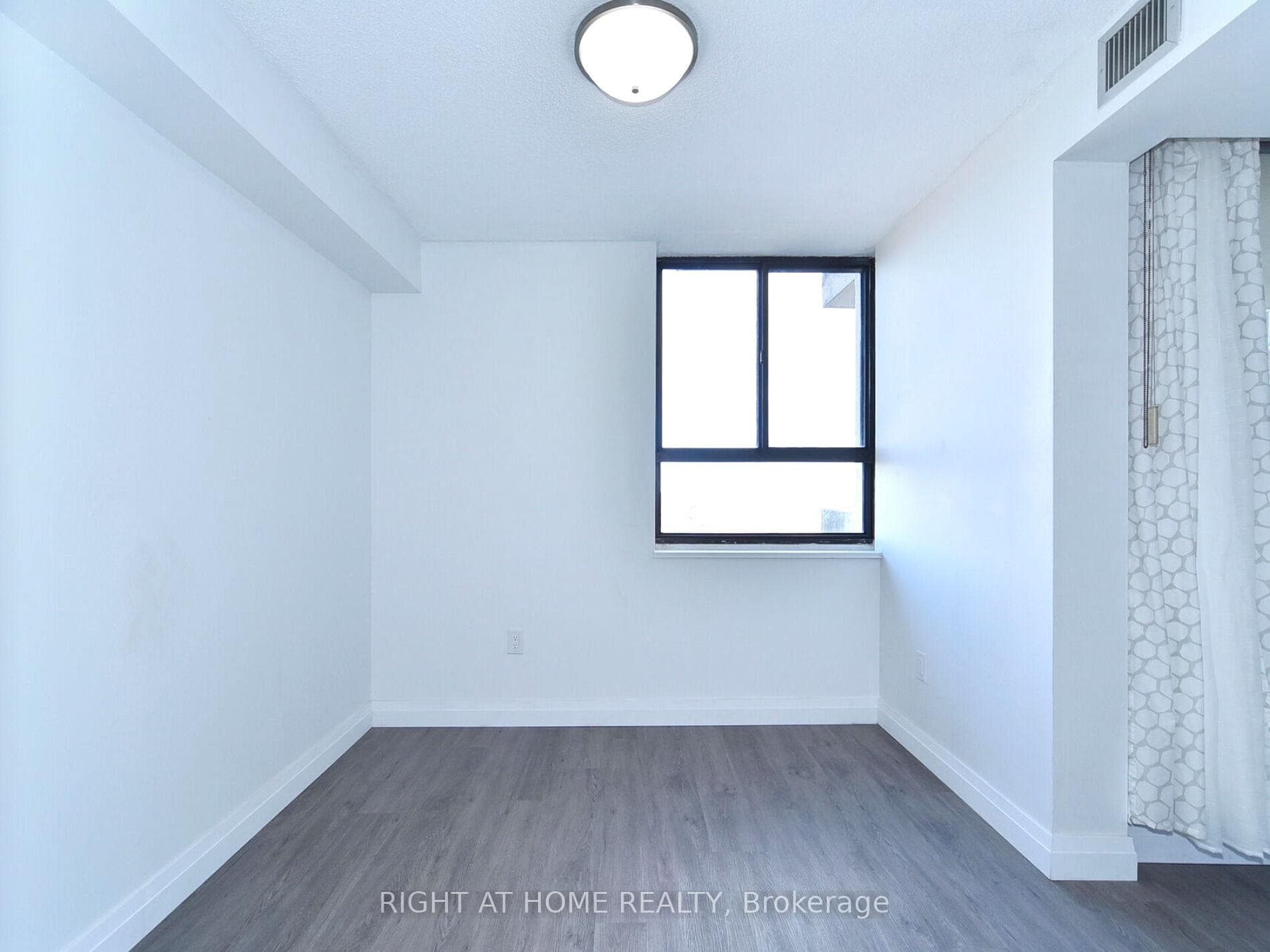 121 Trudelle Street Unit 706 photo 10