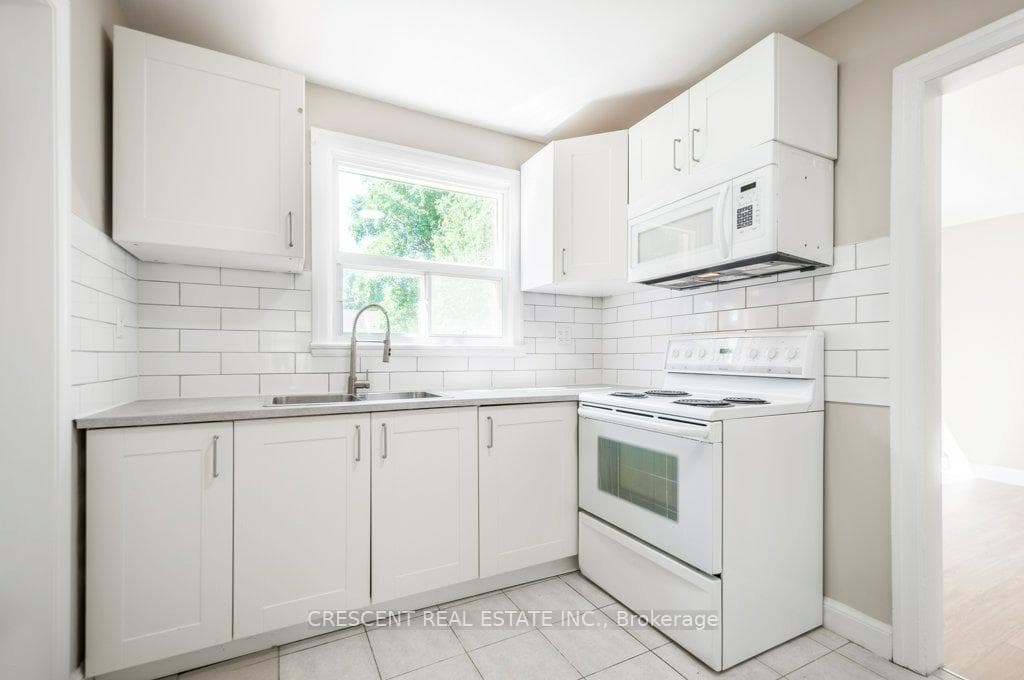 209 King Street Unit 1st&2nd photo 12