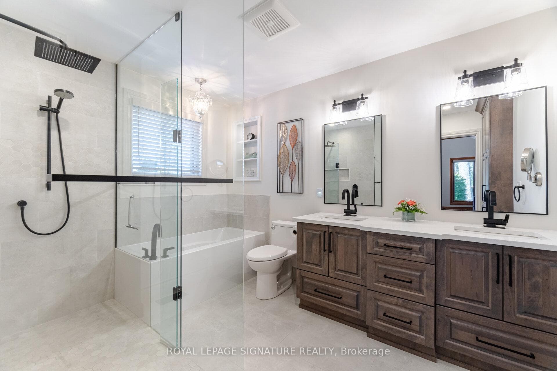 587 Hillcrest Road photo 25