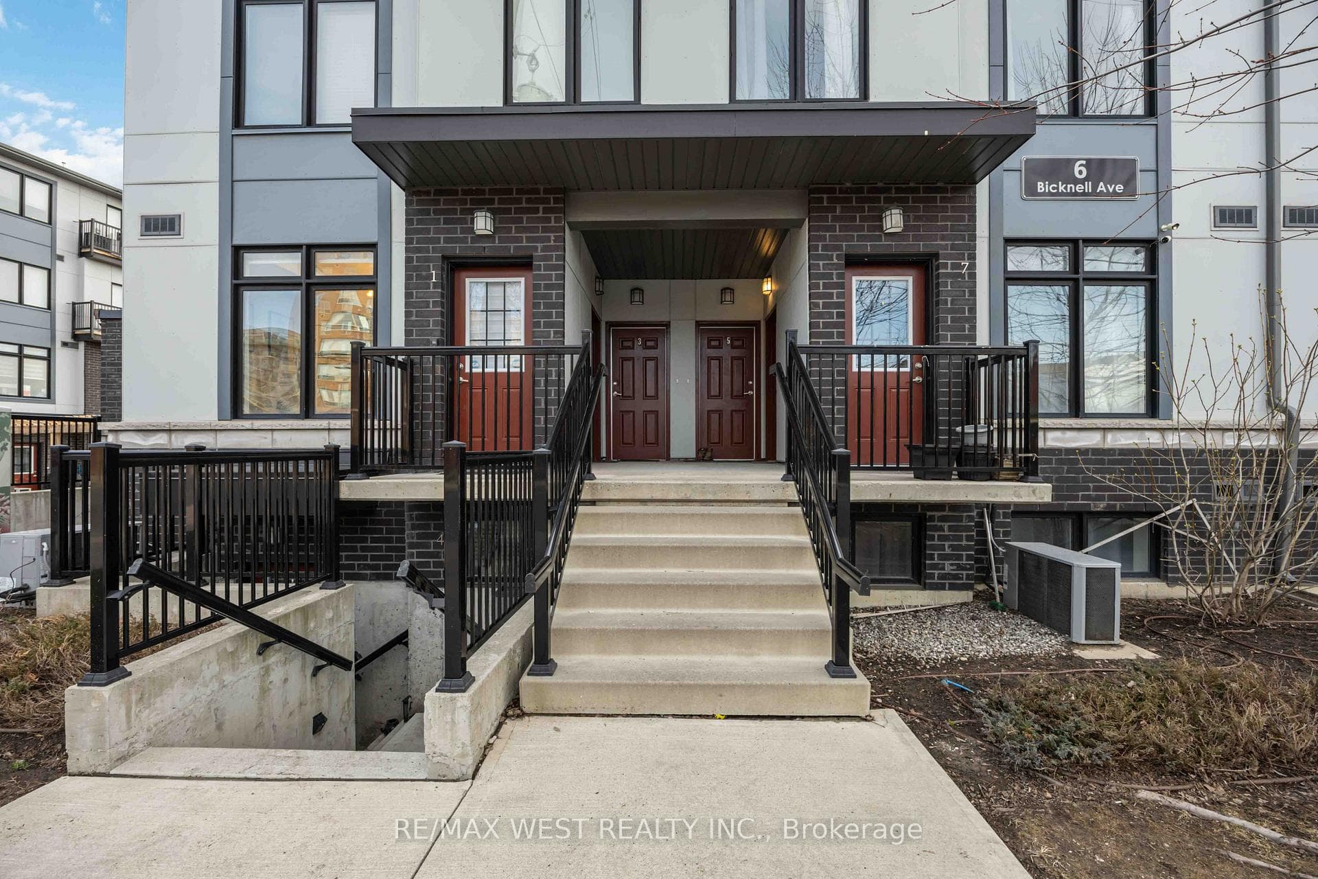 6 Bicknell Avenue Unit 1 photo 3