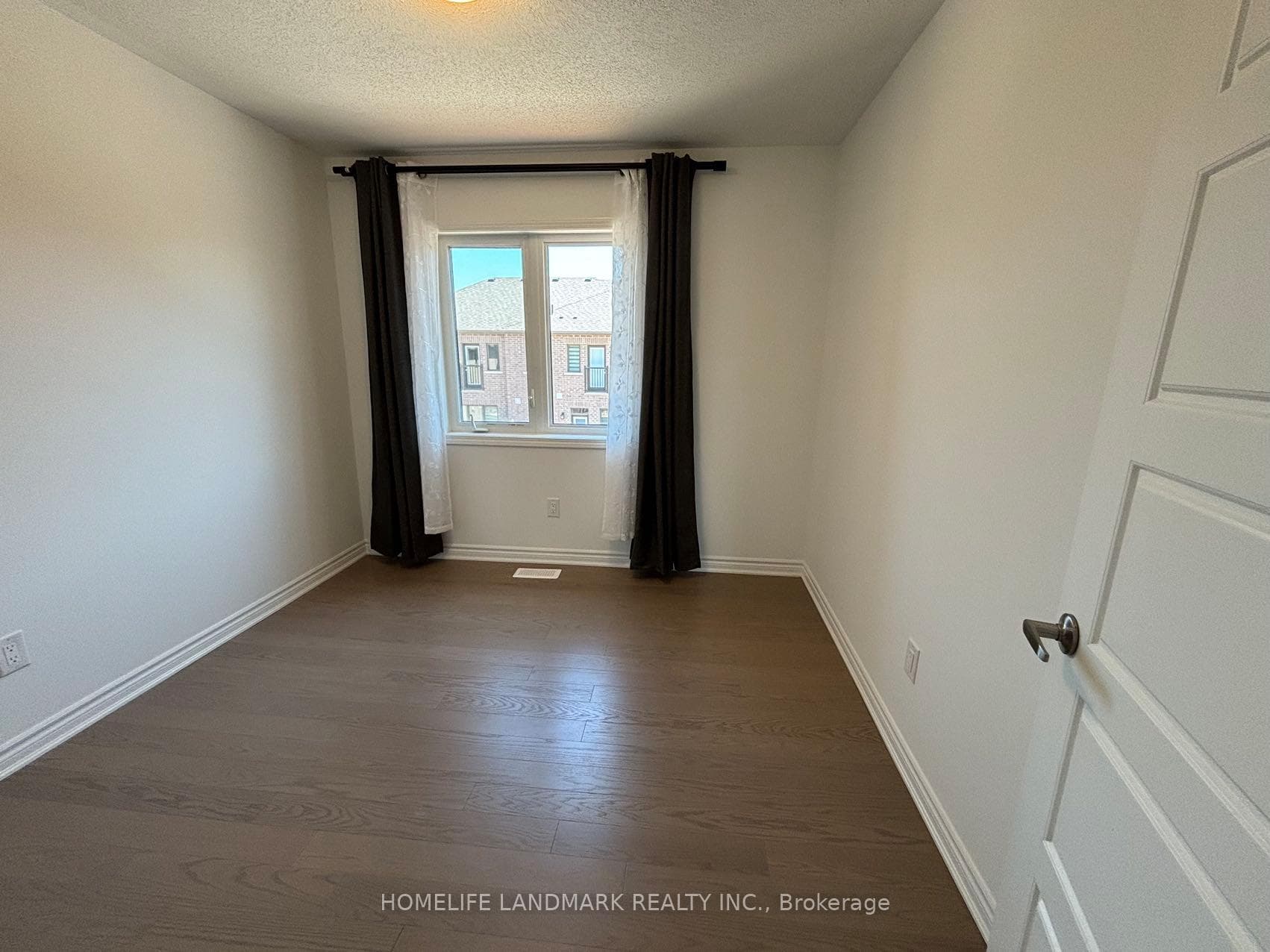 1358 Ripplewood Avenue photo 22