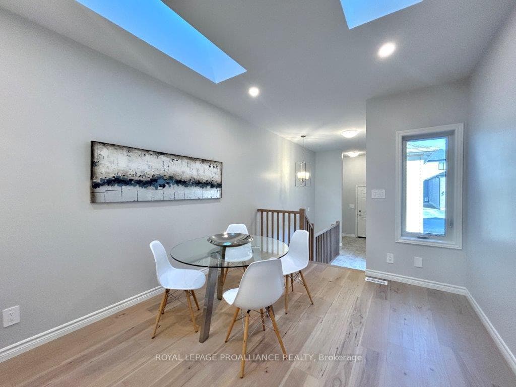 41 Athabaska Drive photo 17