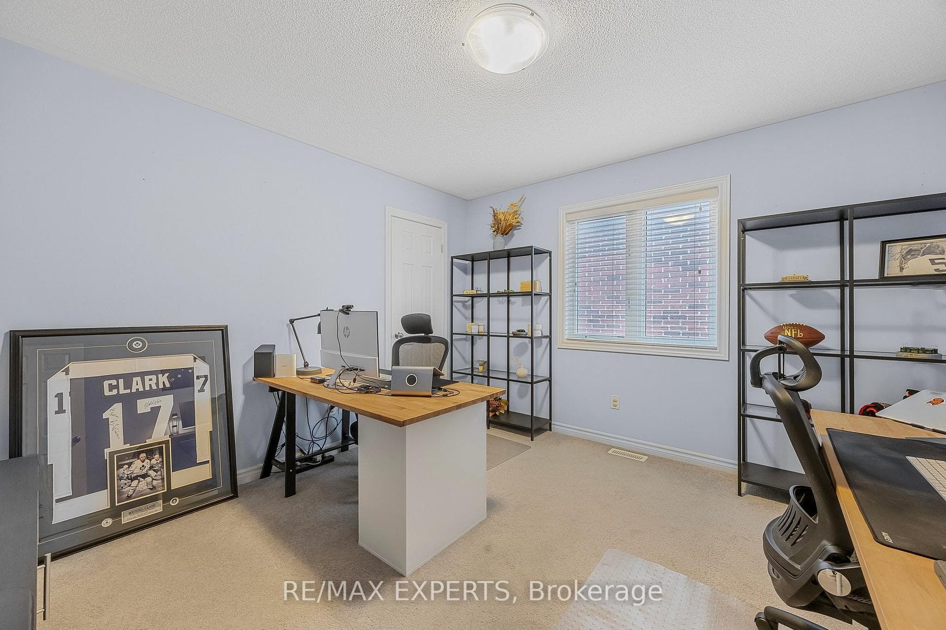 1145 Gina Street photo 28
