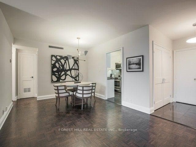 350 Lonsdale Road Unit 502 photo 6