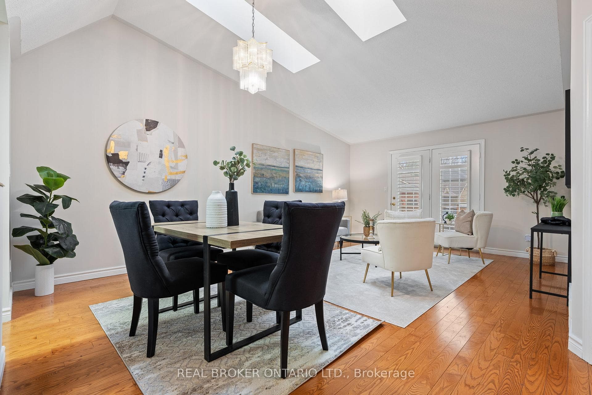 21 Jackson Court photo 12