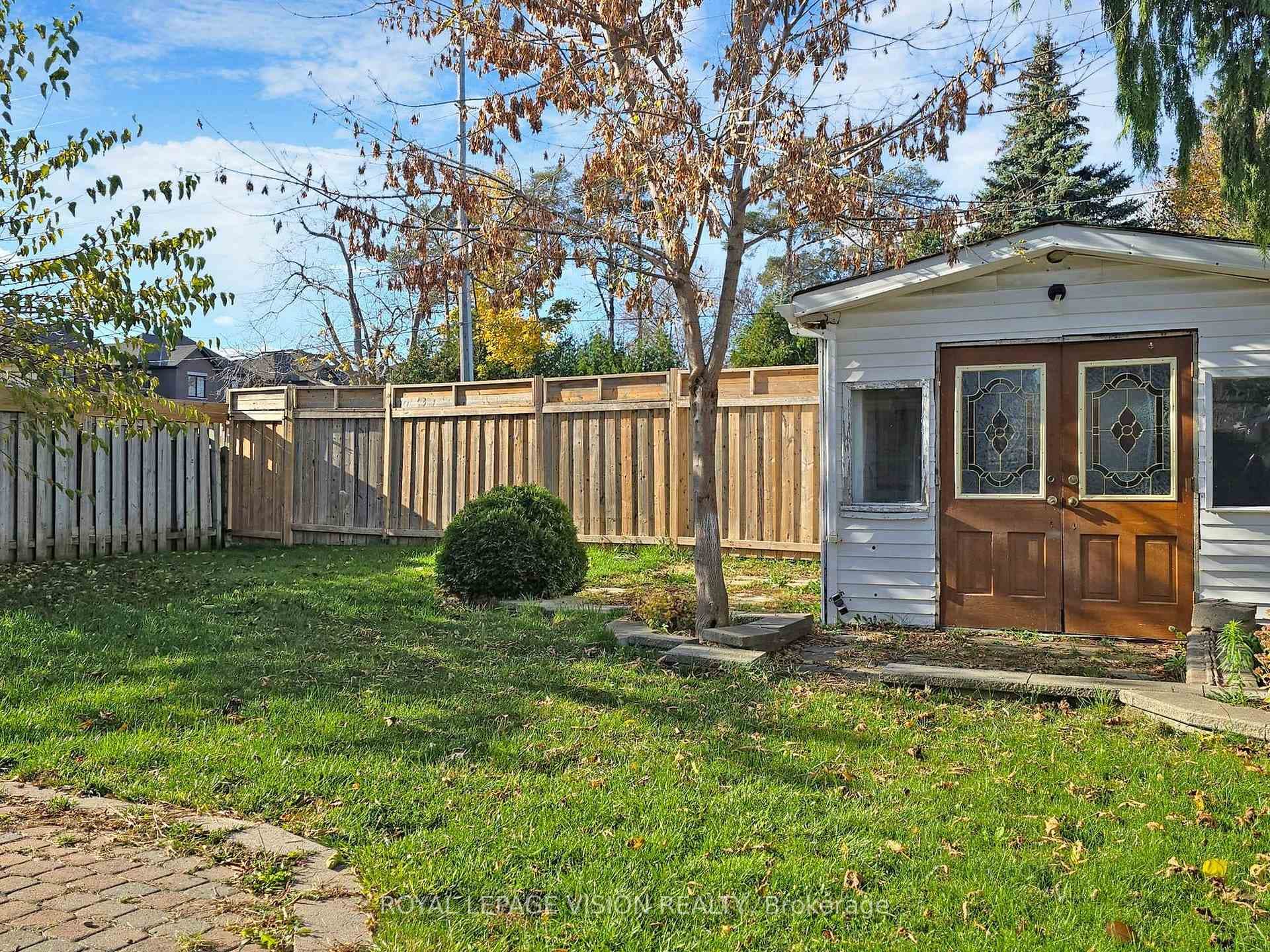 348 Preston Drive photo 8