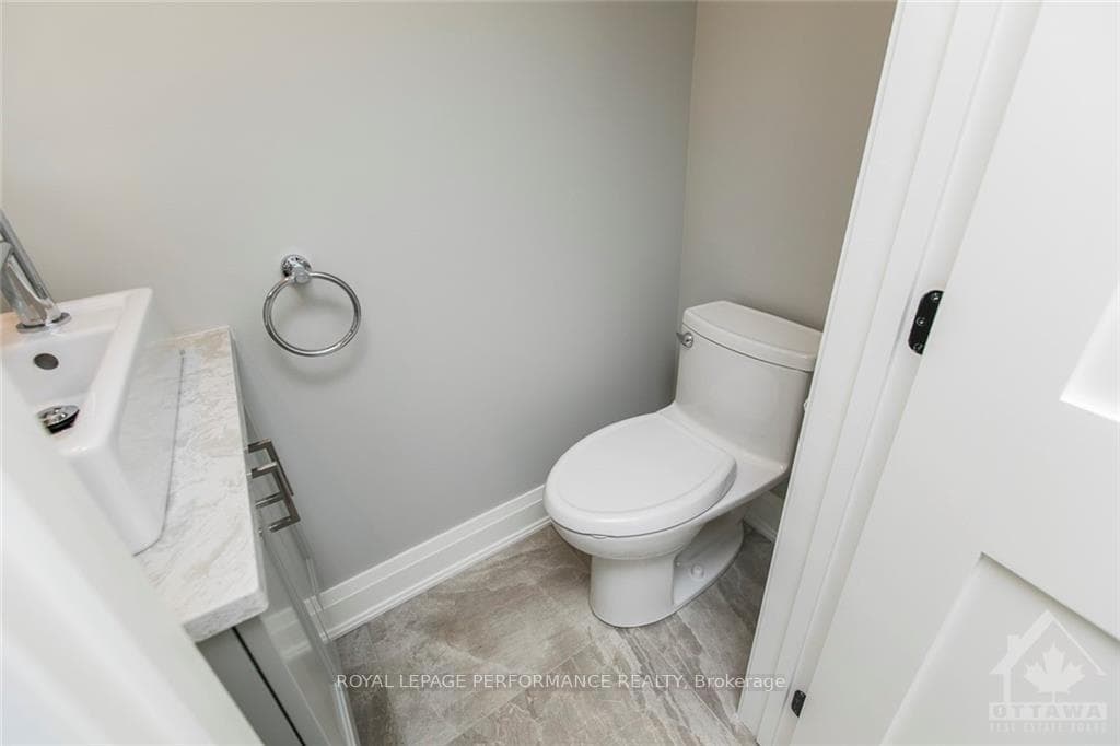 22 WOLFF Street photo 13