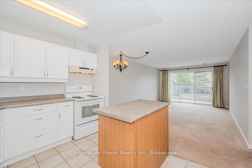 685 Woolwich Street Unit 307 photo 8