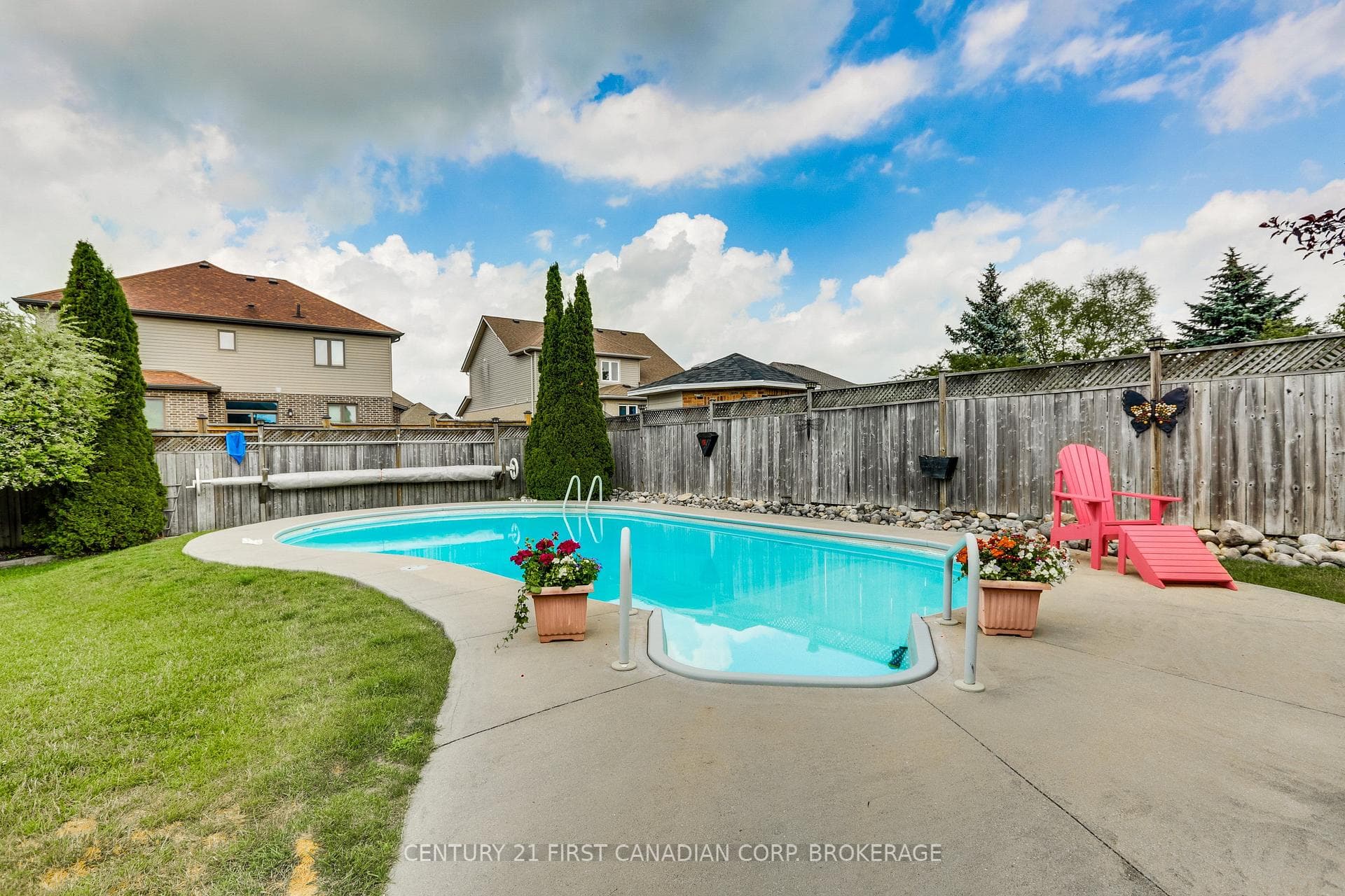 76 Sloan Drive photo 42