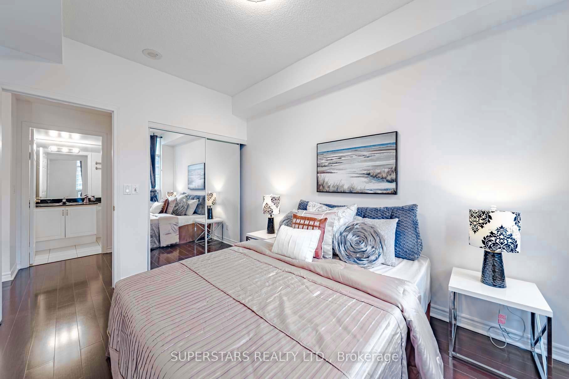 18 Kenaston Gardens Unit 611 photo 12