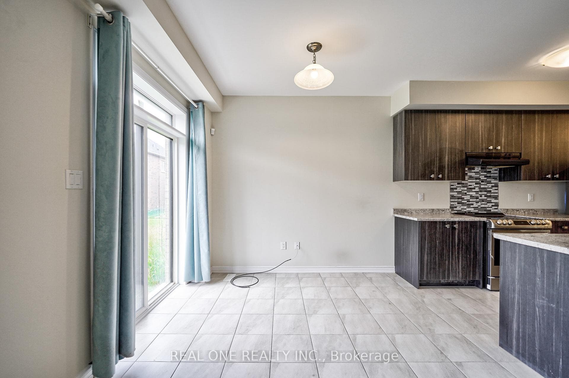 4 Mclaren Avenue photo 13