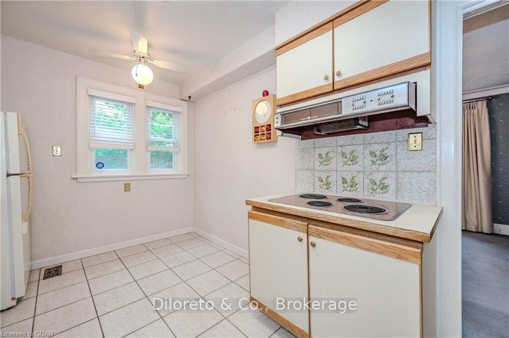 80 FORBES Avenue photo 14