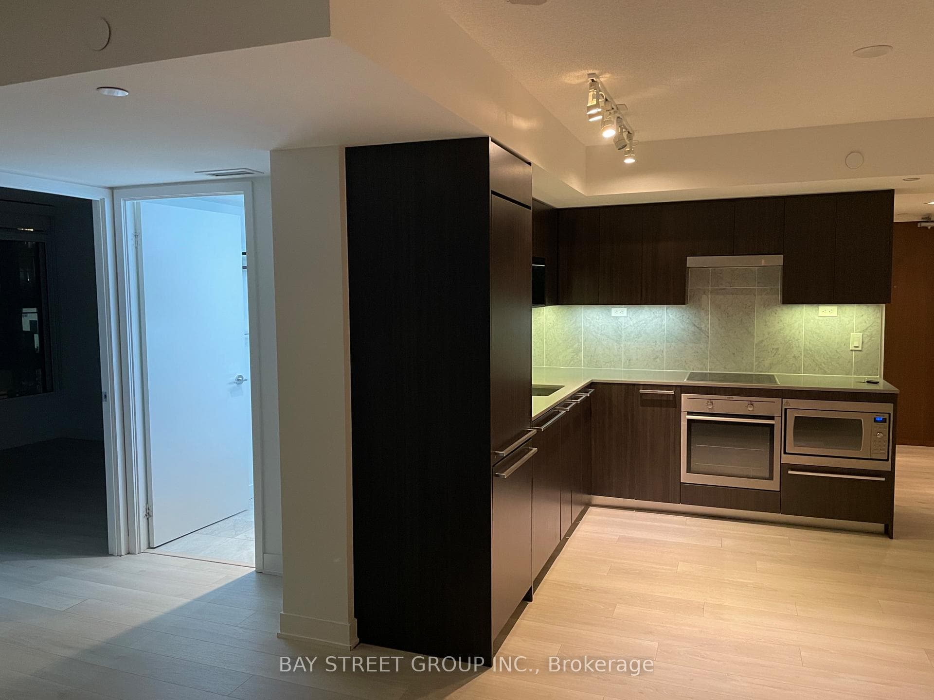 70 queens wharf Road Unit 602 photo 9