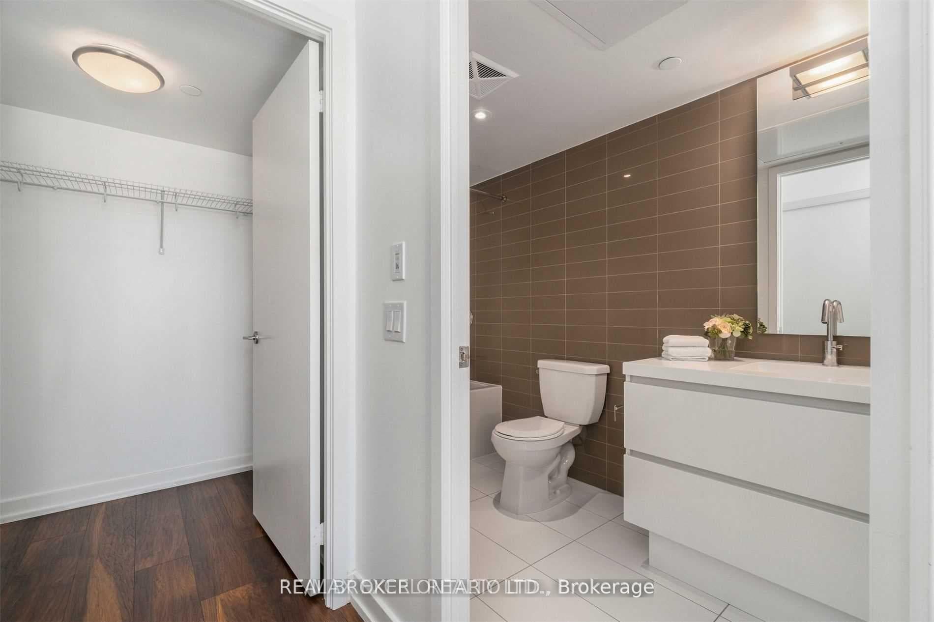 75 Queens Wharf Road Unit 2101 photo 12