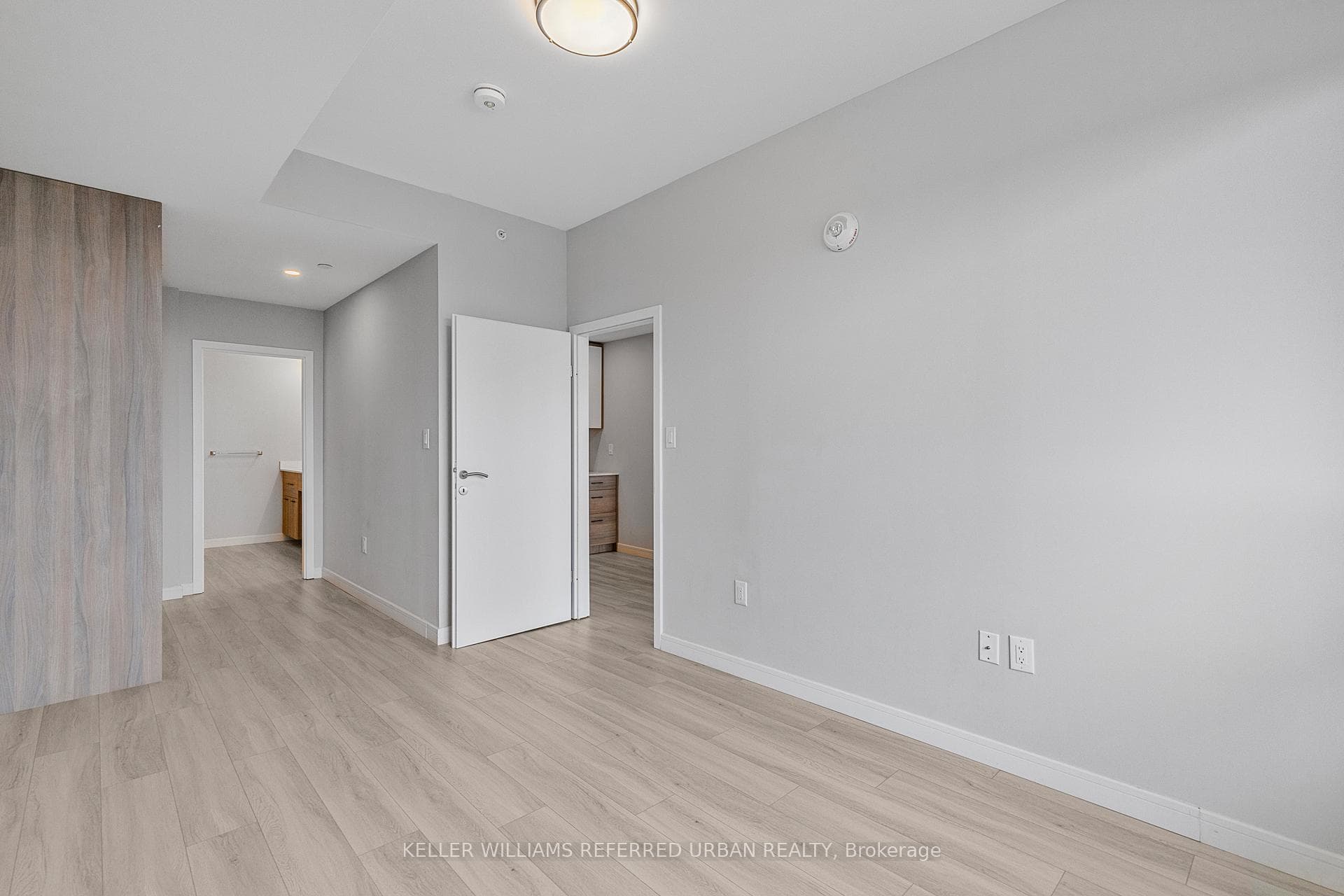 20 George Street Unit 2905 photo 14