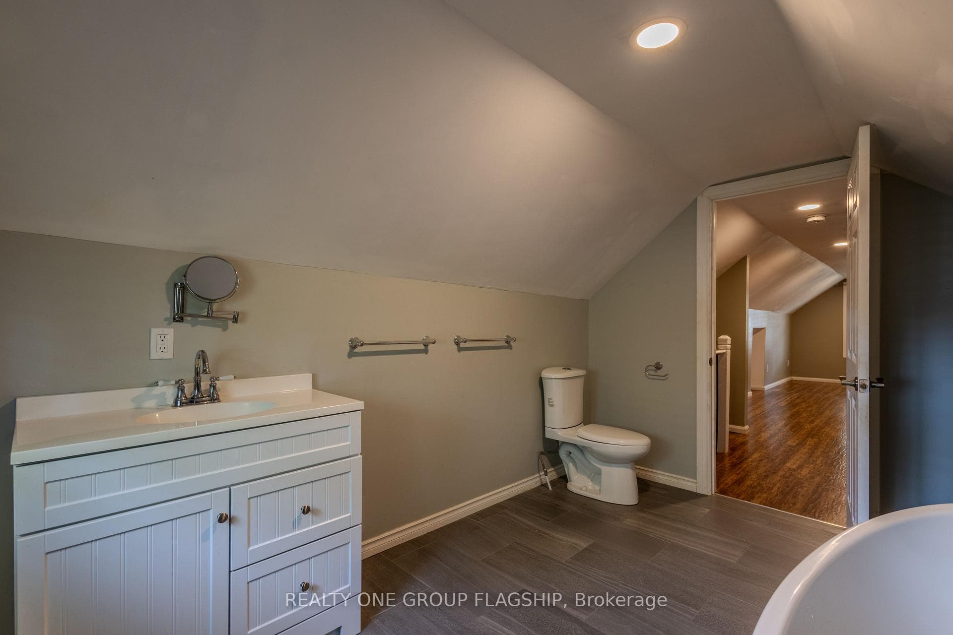 4774 THIRD Avenue photo 25