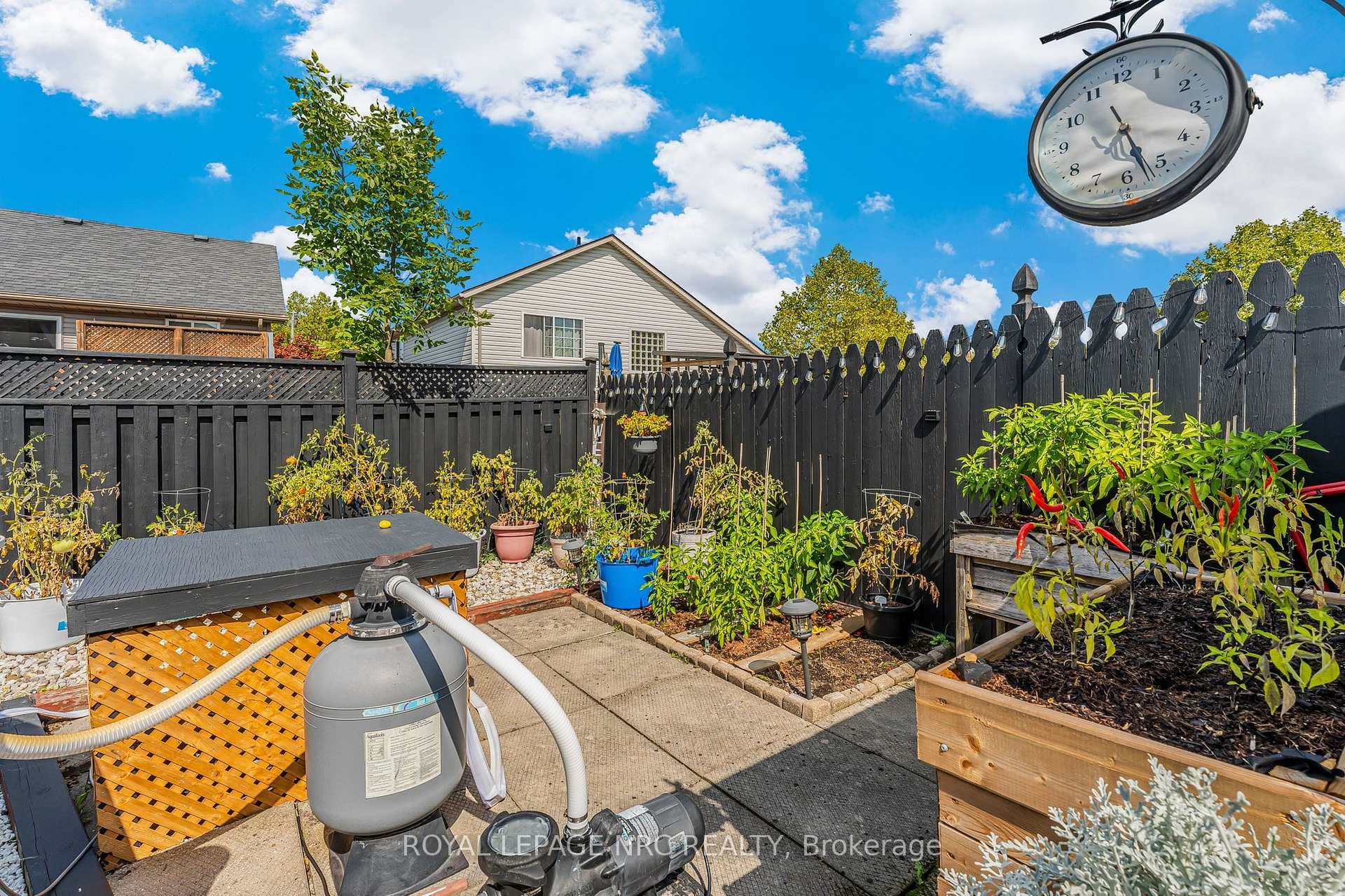3584 CARVER Street photo 28