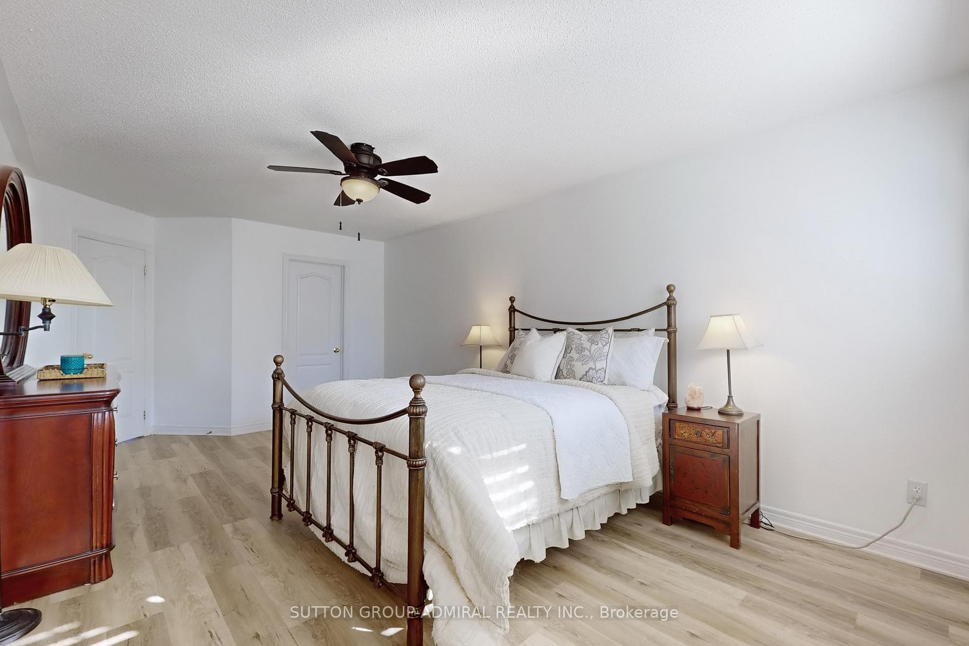 92 Bentwood Crescent photo 22