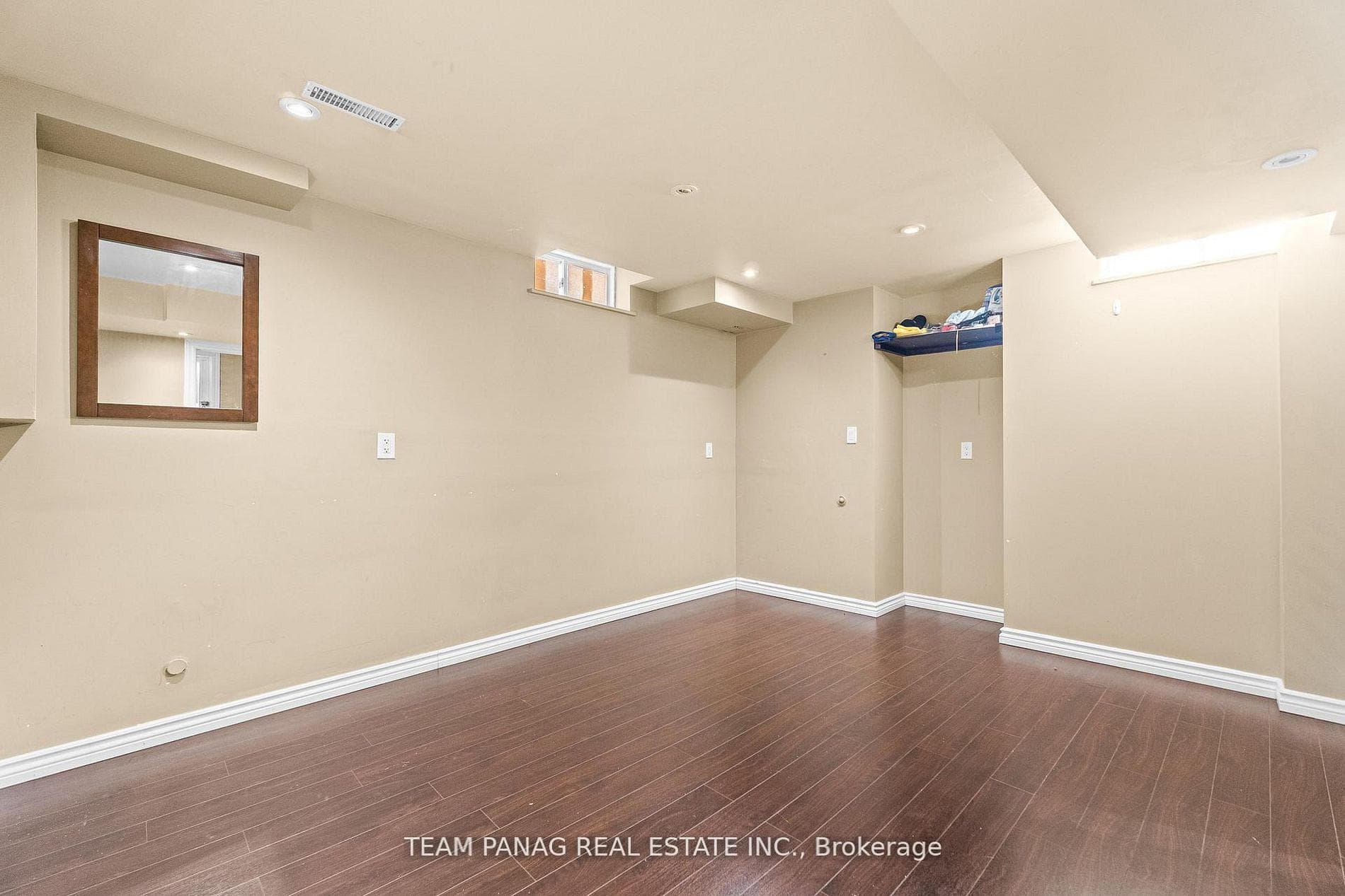 66 Tobermory Crescent photo 30