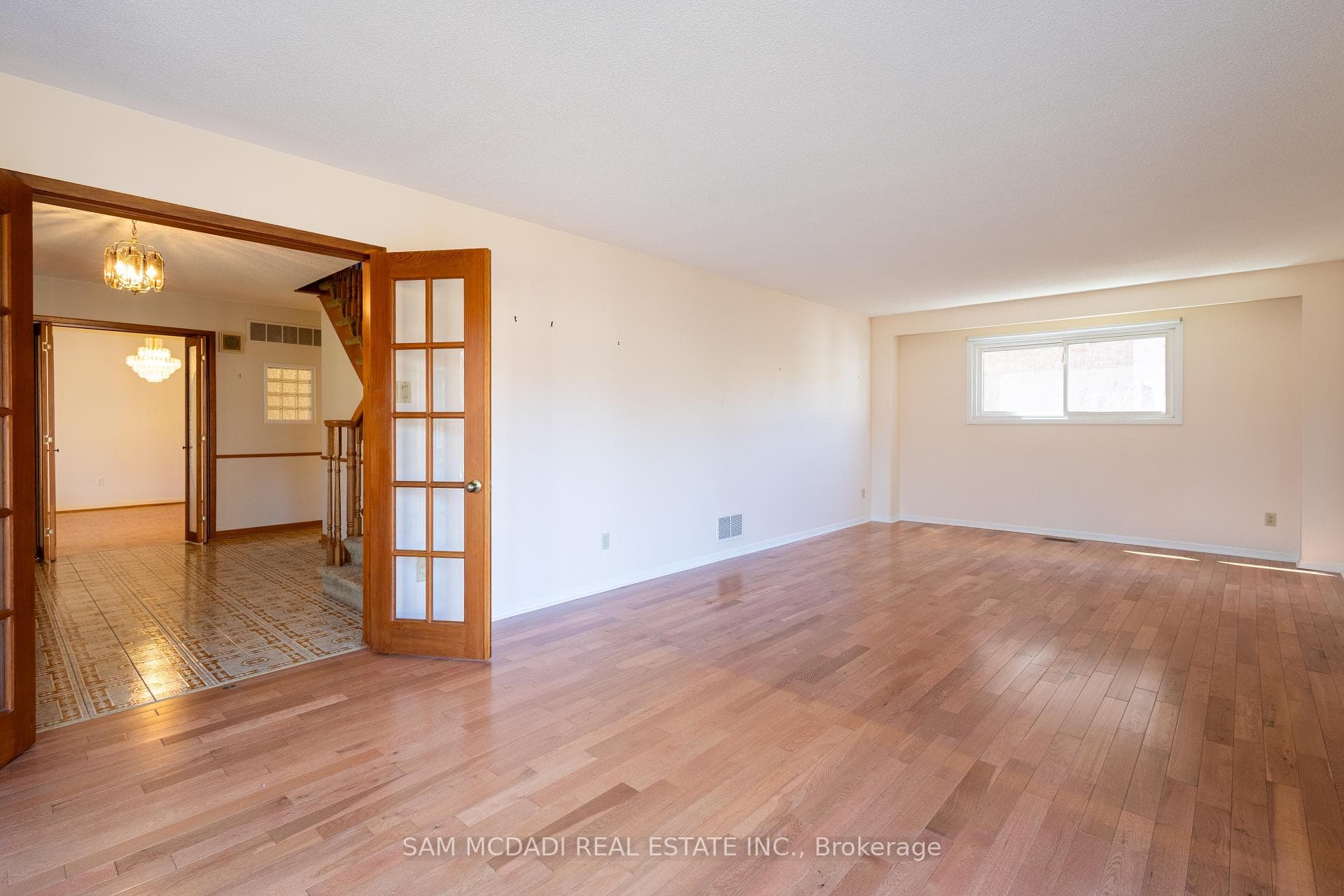 2574 Morrison Avenue photo 16
