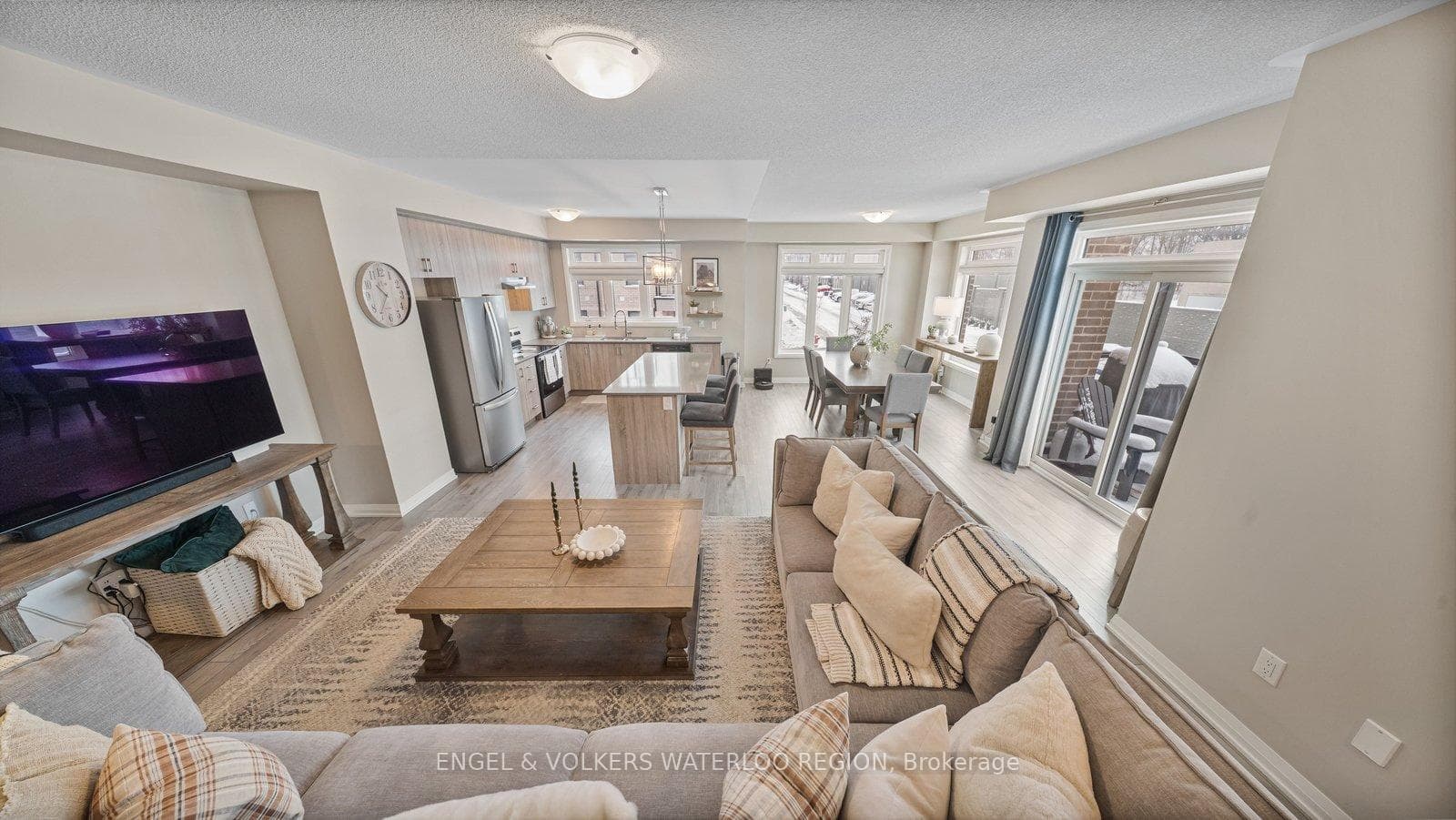 585 Colborne Street Unit 501 photo 12