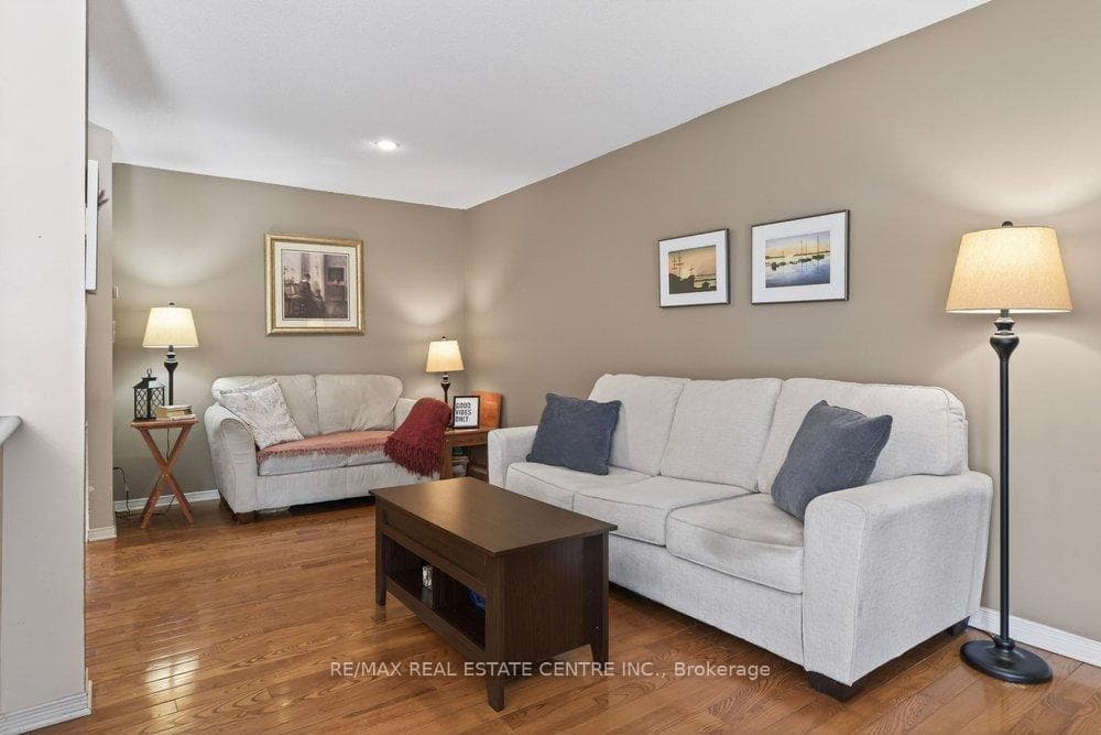 10 Cadham Boulevard Unit 29 photo 7