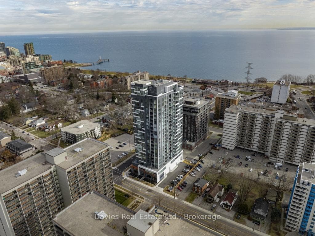 500 Brock Avenue Unit 204 photo 31