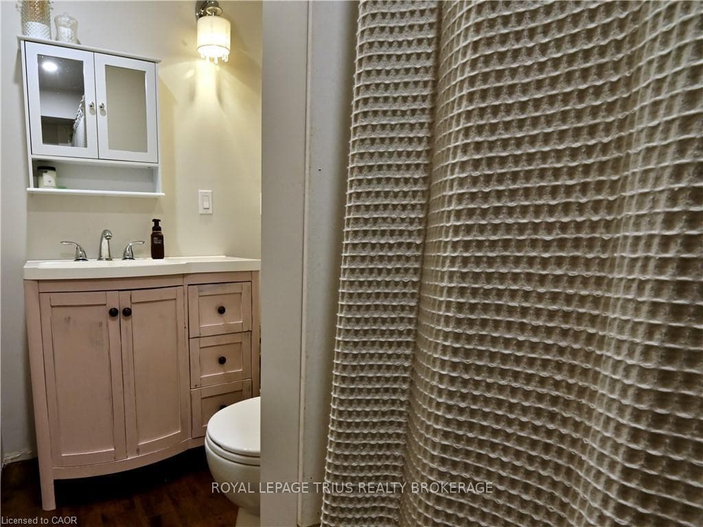 213 Woodland Drive photo 33