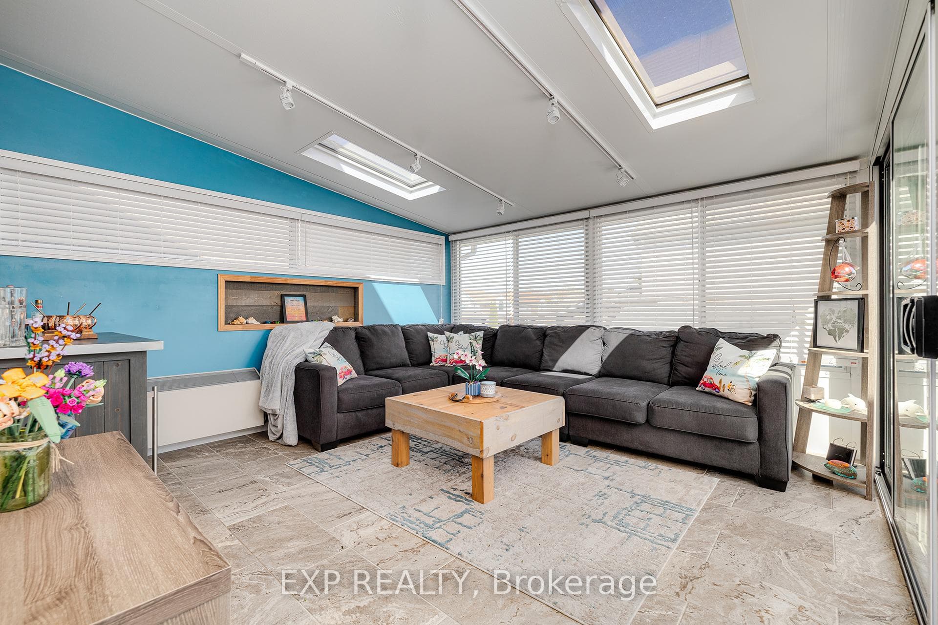 24 Jerry Drive photo 13