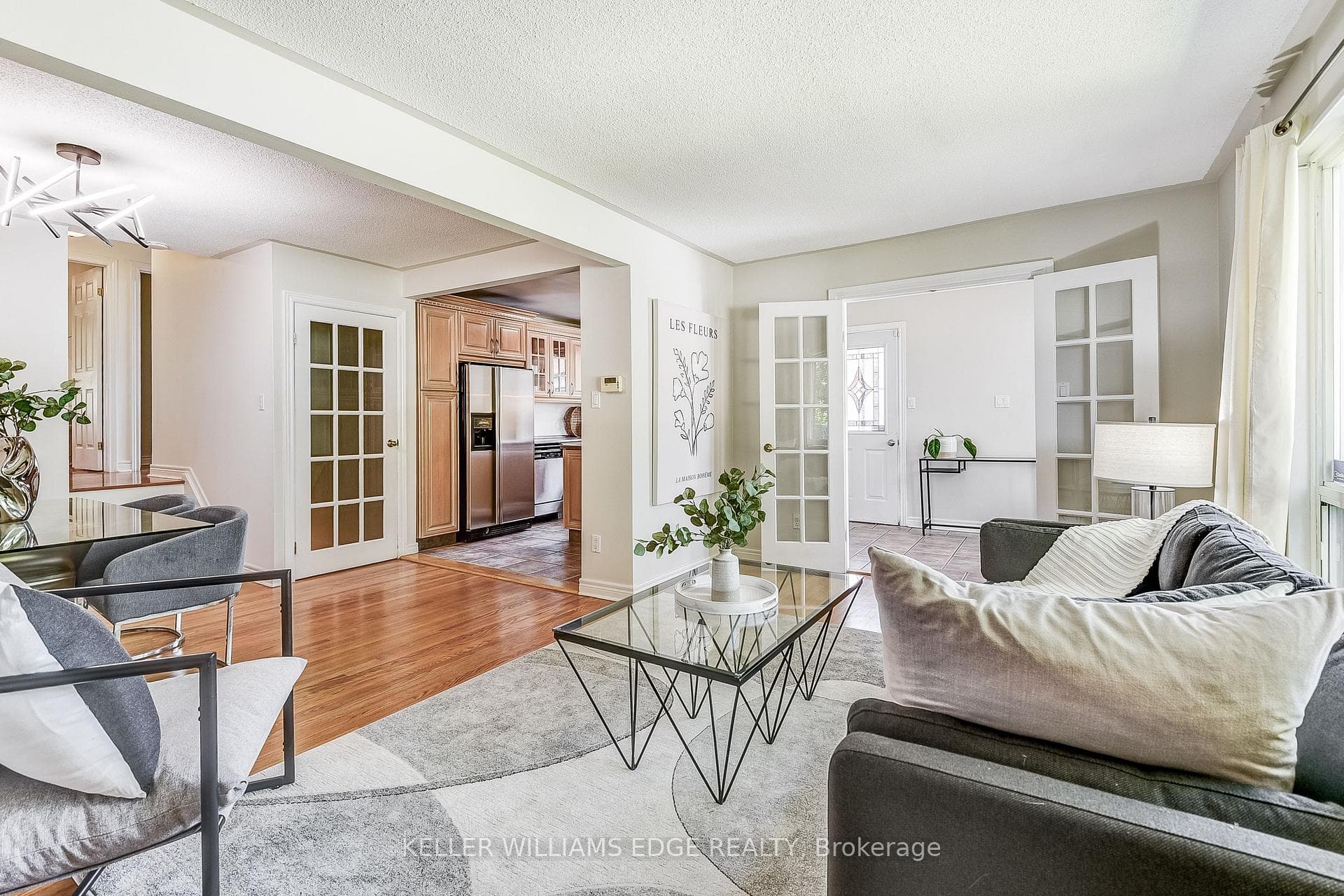 40 Glenvale Boulevard photo 10